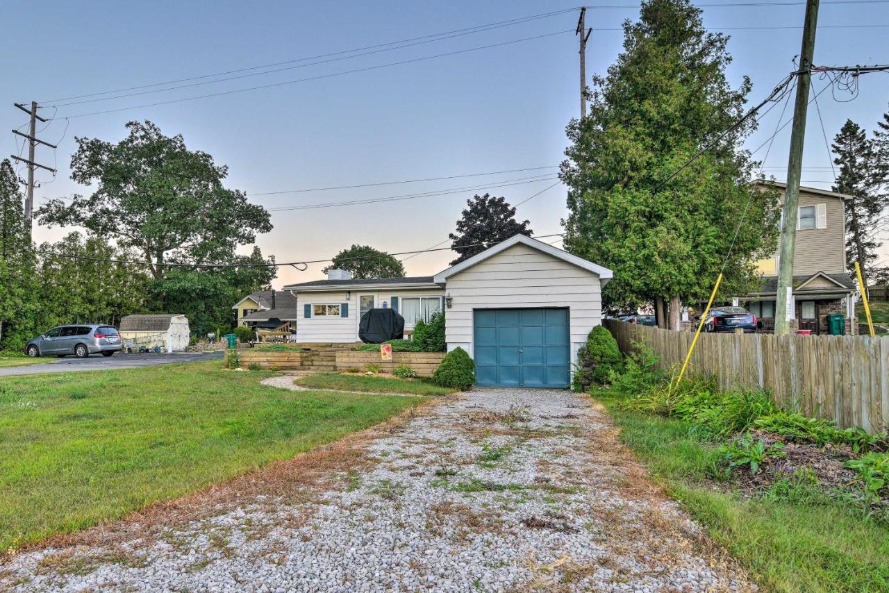 East Tawas Cabin With Lake Huron Access And Views Exterior foto
